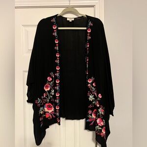 Umgee embroidered kimono
